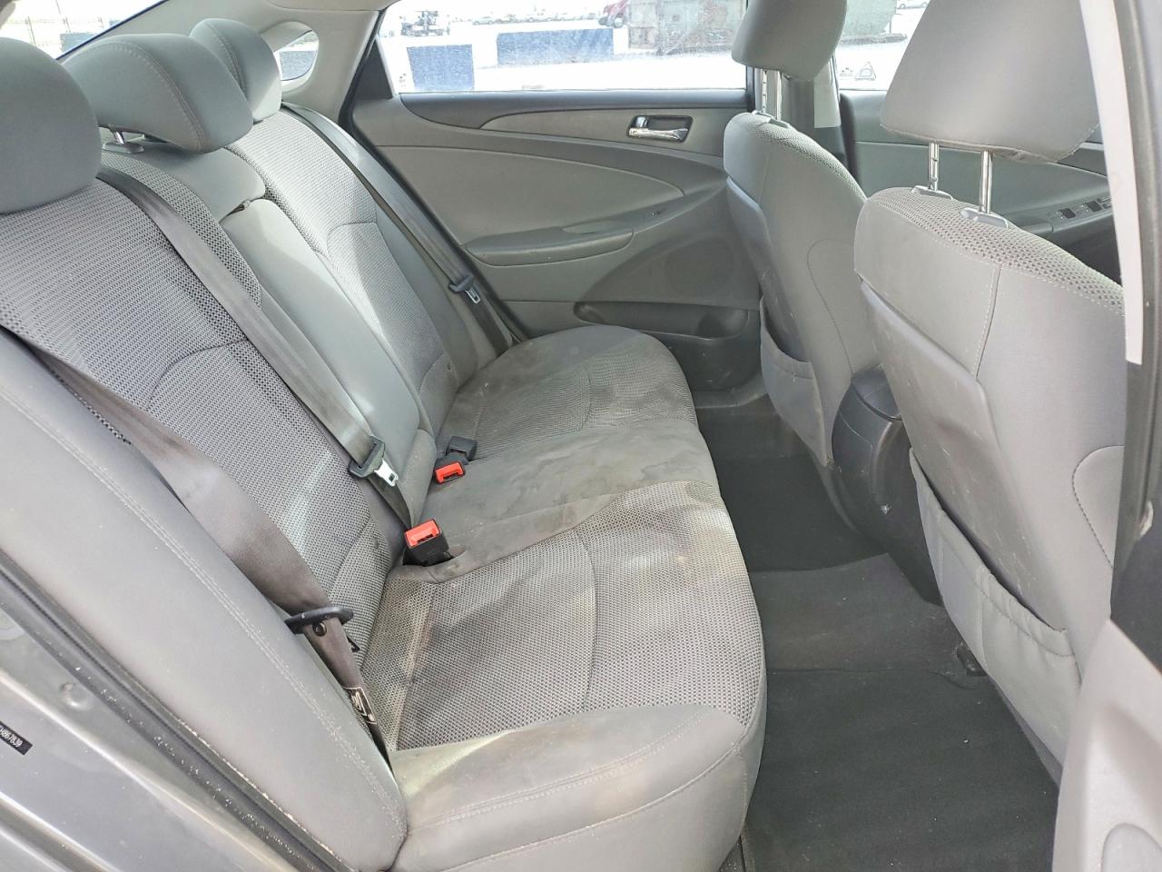 2014 HYUNDAI SONATA GLS photo 10