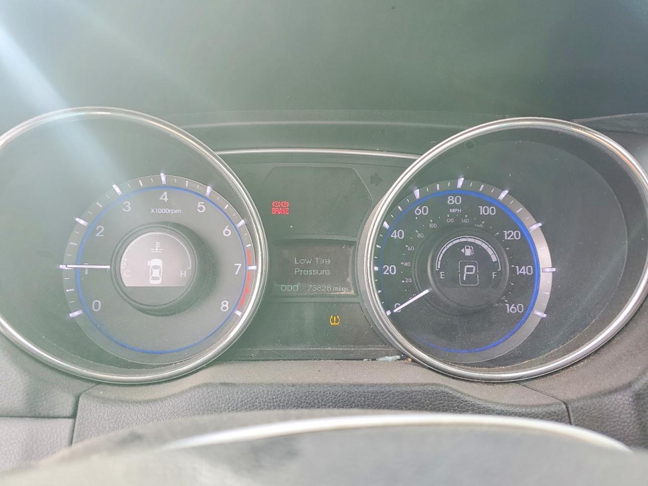2014 HYUNDAI SONATA GLS photo 9