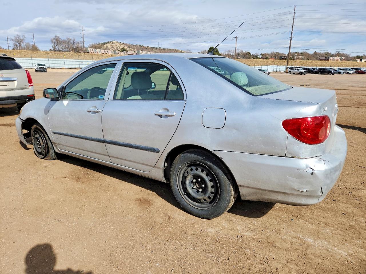 2005 TOYOTA COROLLA CE photo 3