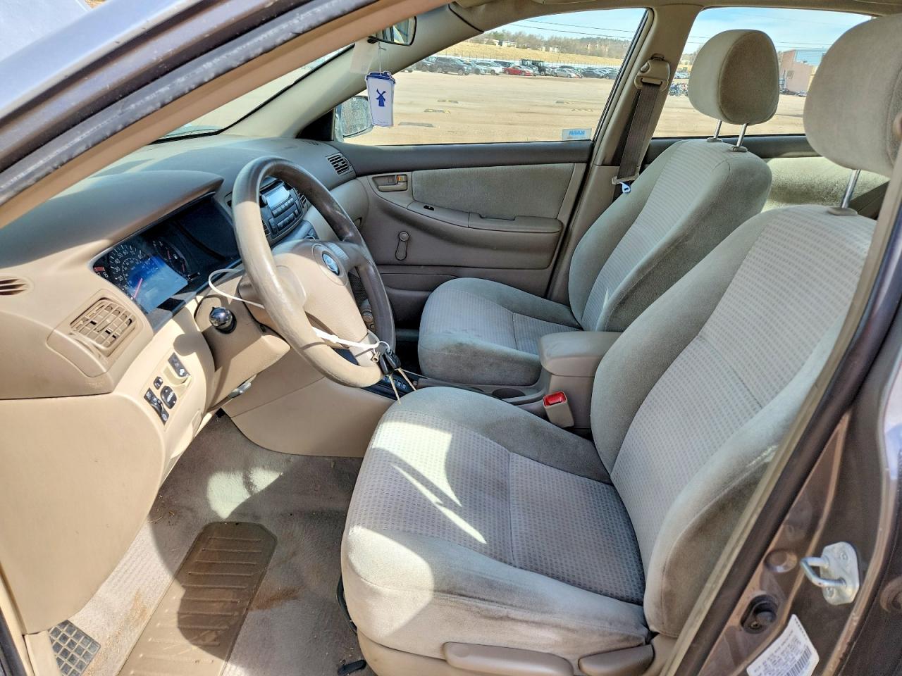 2005 TOYOTA COROLLA CE photo 13