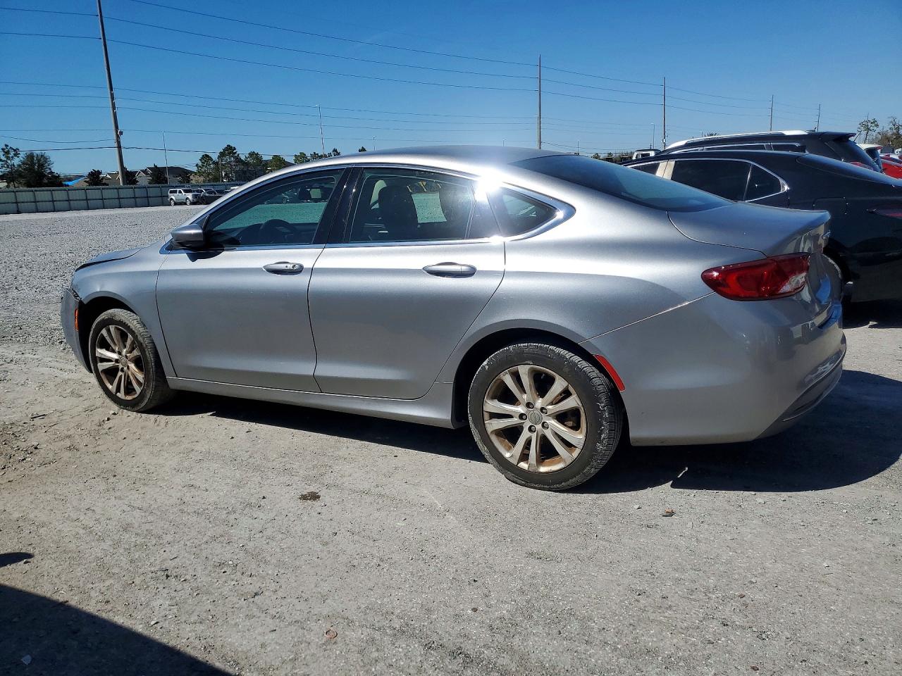 2016 CHRYSLER 200 LIMITED photo 2
