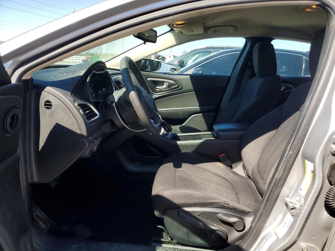 2016 CHRYSLER 200 LIMITED photo 7