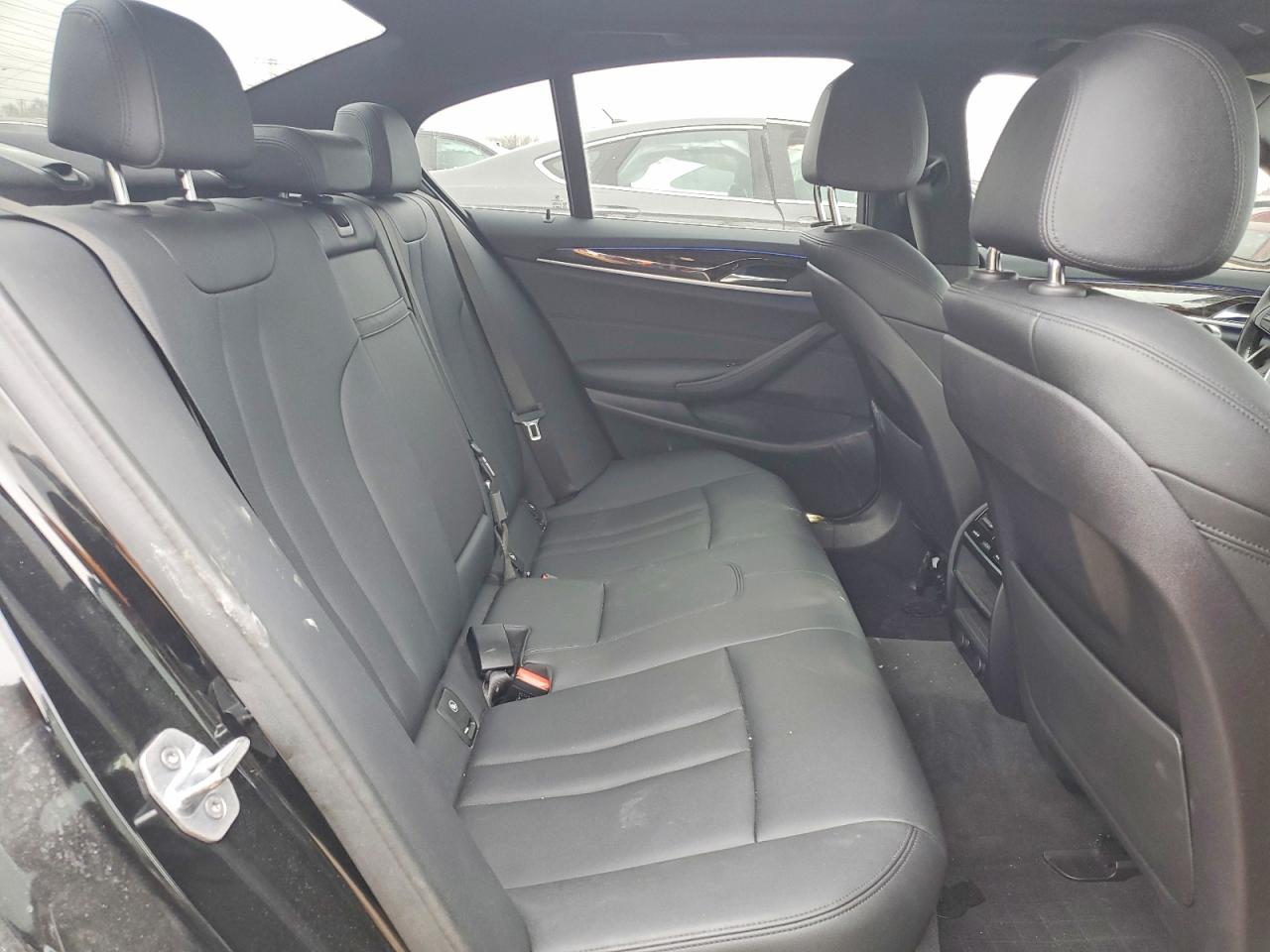 2019 BMW 530 XI photo 19