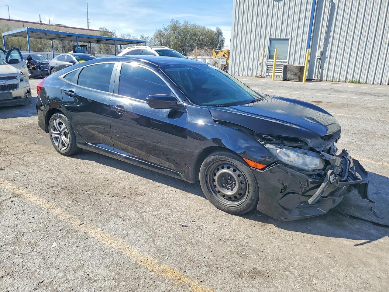 2017 HONDA CIVIC LX photo 4