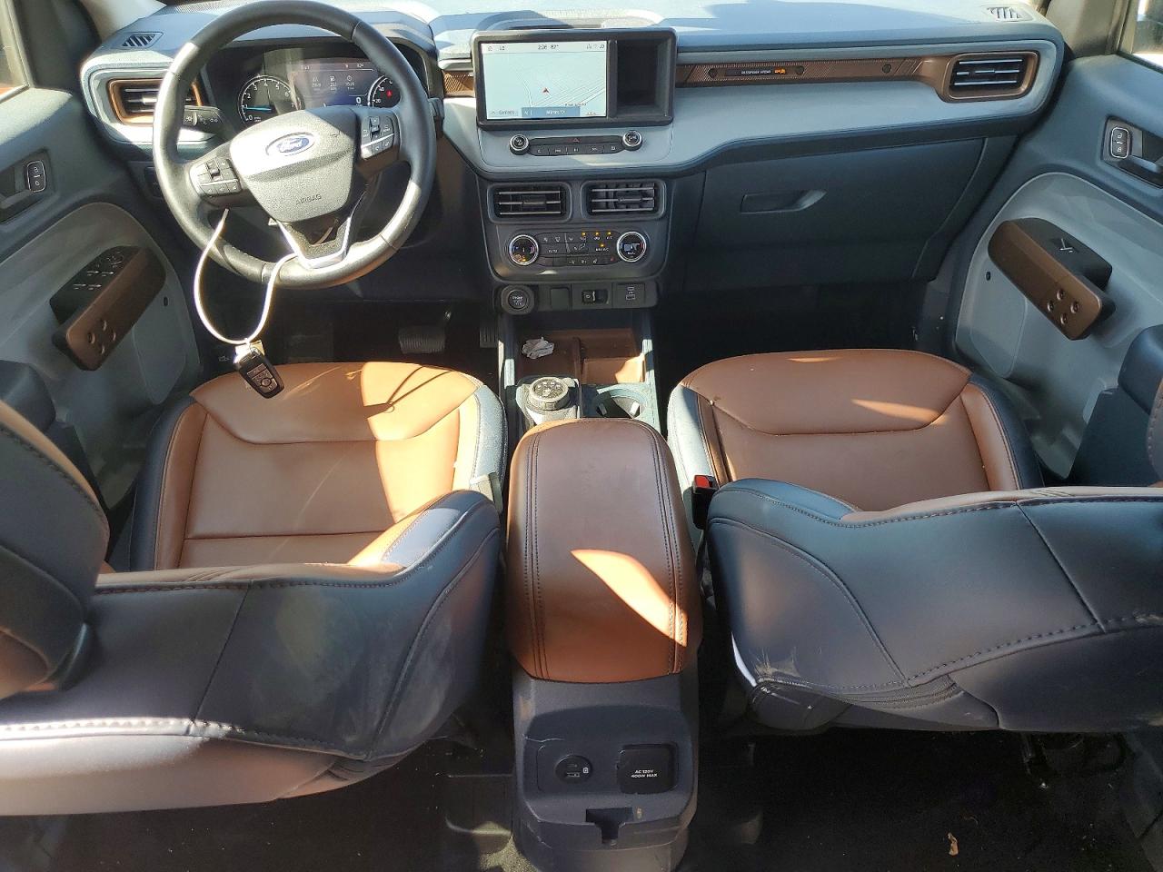 2024 FORD MAVERICK LARIAT photo 8