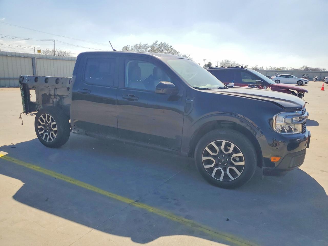 2024 FORD MAVERICK LARIAT photo 4