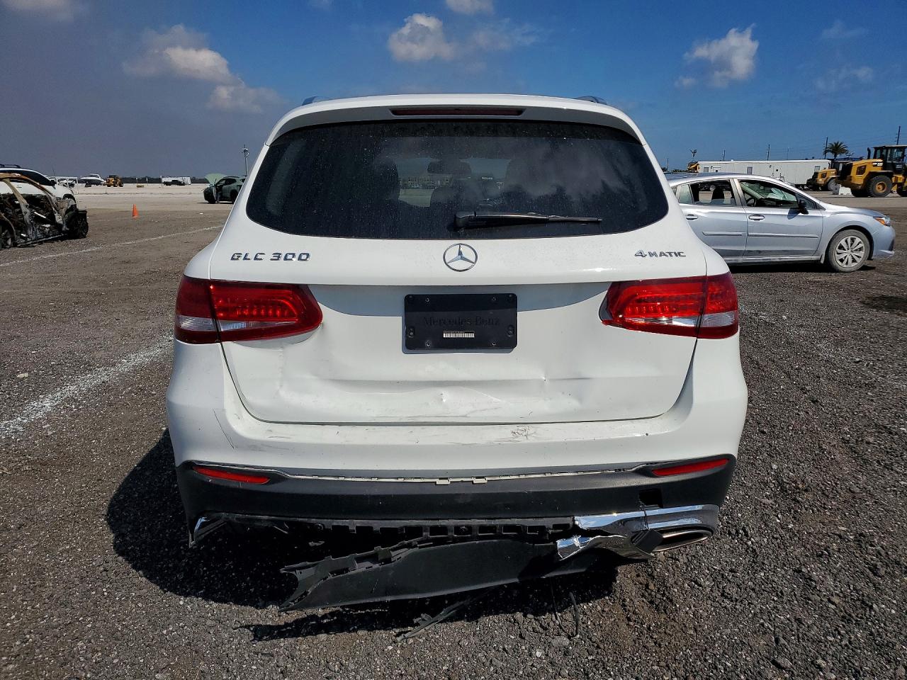 2016 MERCEDES-BENZ GLC 300 4MATIC photo 6
