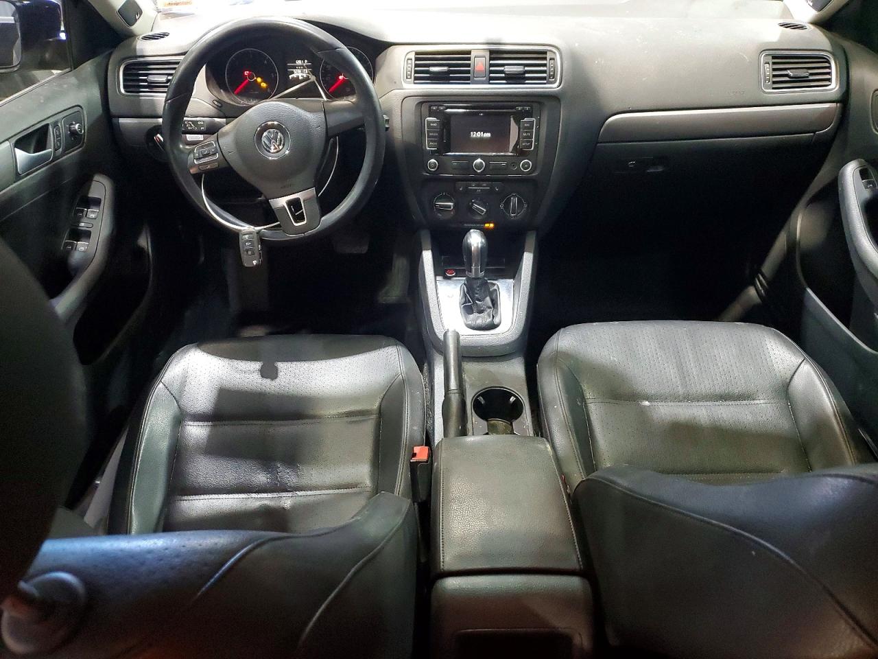2013 VOLKSWAGEN JETTA TDI photo 8