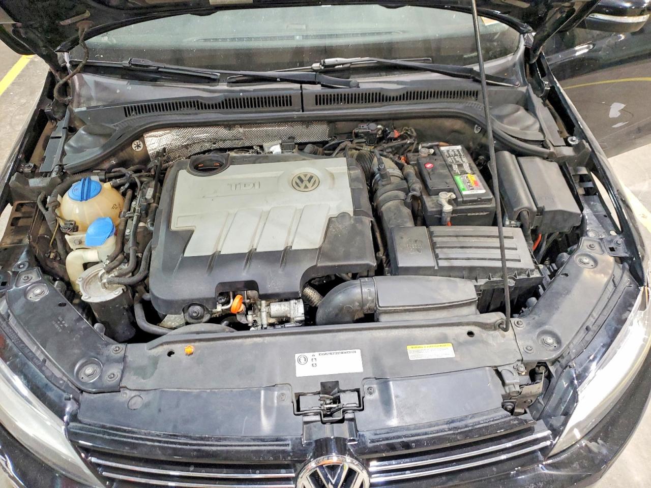 2013 VOLKSWAGEN JETTA TDI photo 11