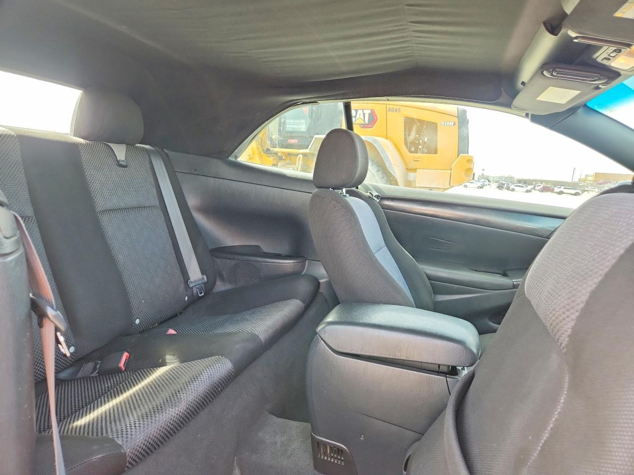 2006 TOYOTA CAMRY SOLARA SE V6 photo 28