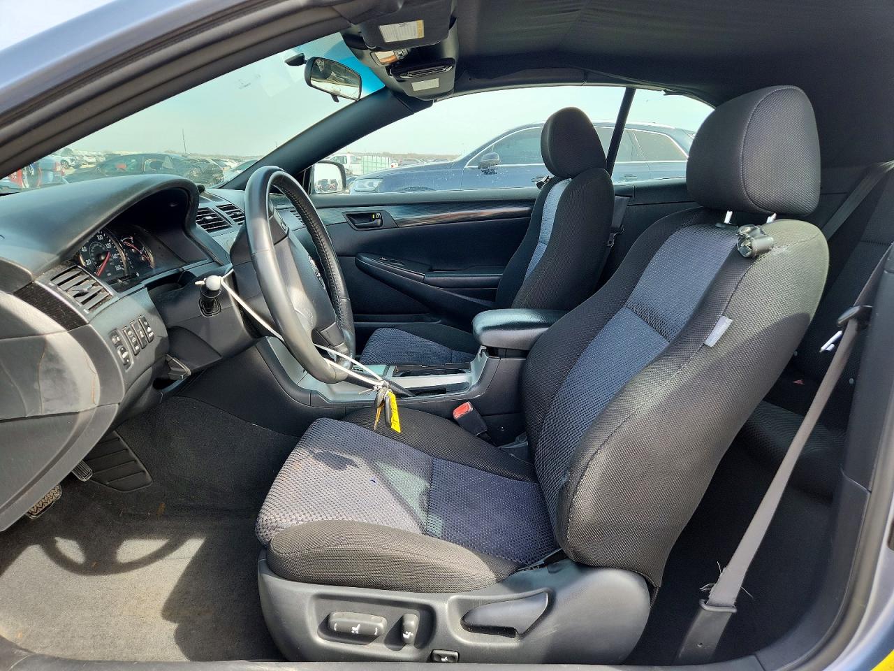 2006 TOYOTA CAMRY SOLARA SE V6 photo 19