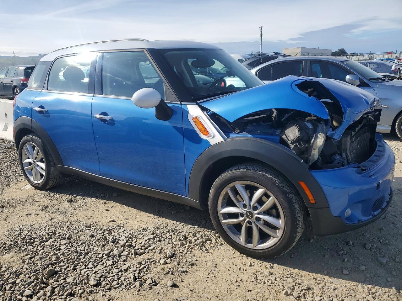 2012 MINI COOPER COUNTRYMAN photo 4