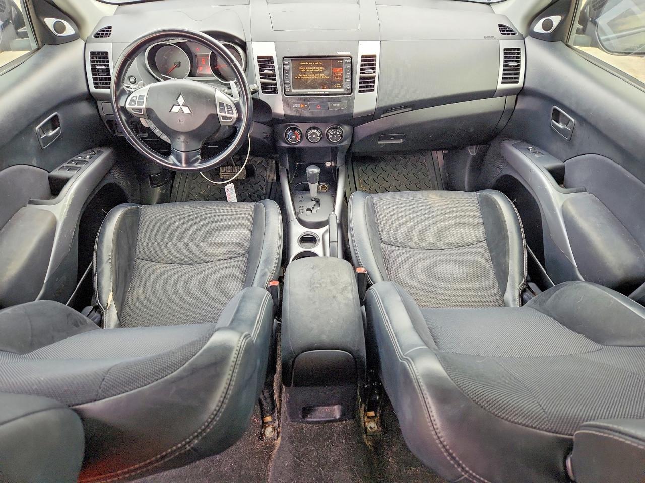 2008 MITSUBISHI OUTLANDER SE photo 15