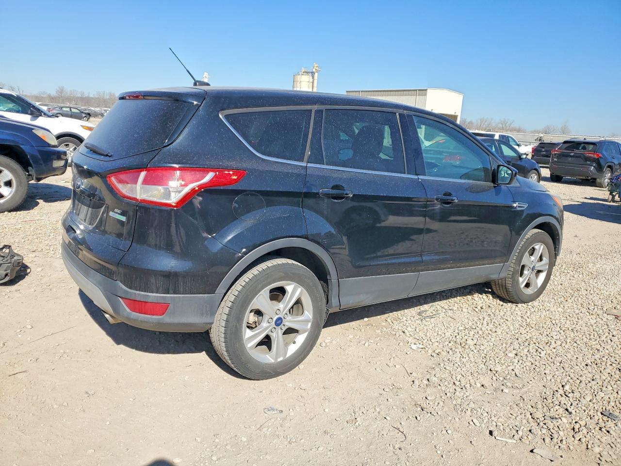 2016 FORD ESCAPE SE photo 5