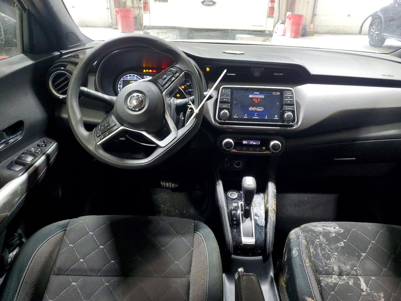 2020 NISSAN KICKS SV photo 8