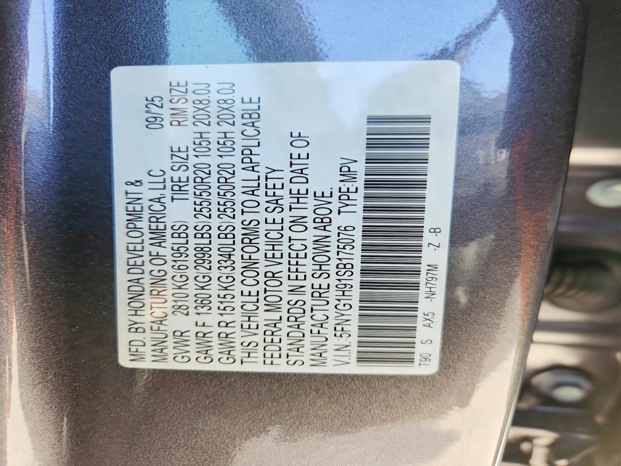 2025 HONDA PILOT BLACK photo 27