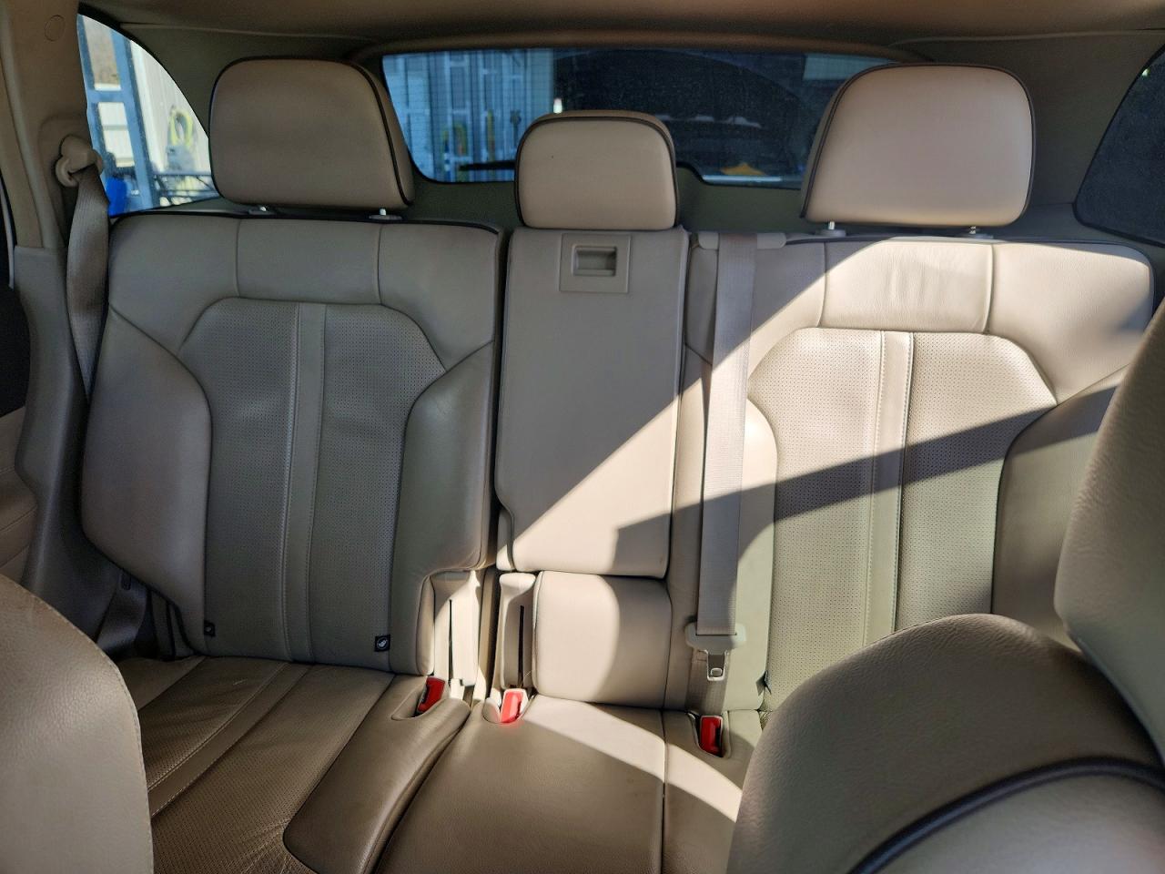 2011 LINCOLN MKX photo 19