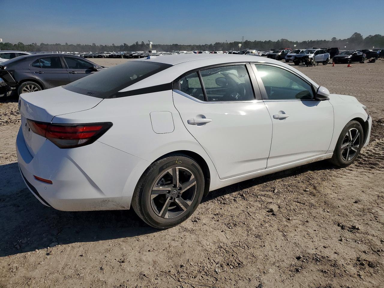 2025 NISSAN SENTRA SV photo 7