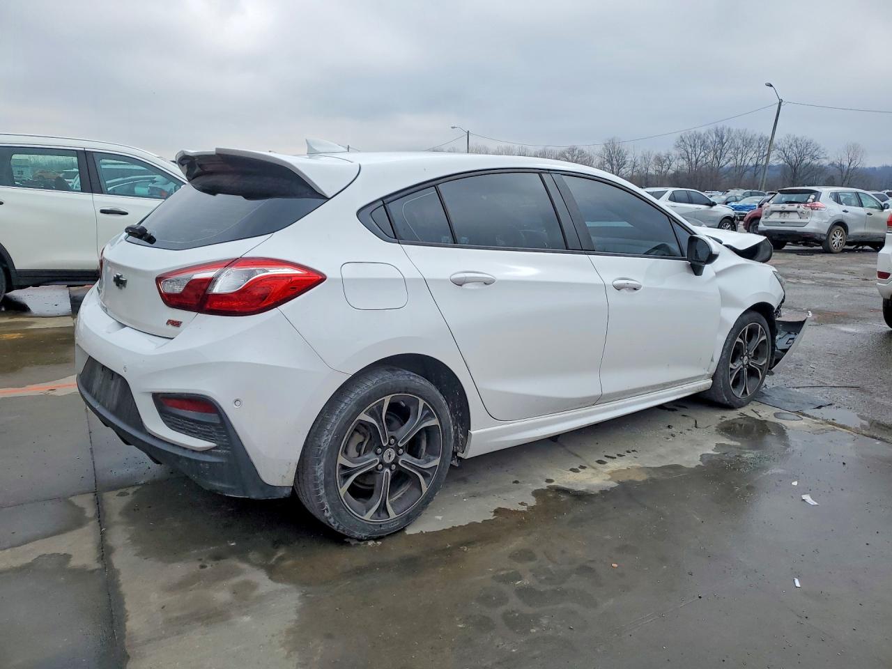 2019 CHEVROLET CRUZE LT photo 3