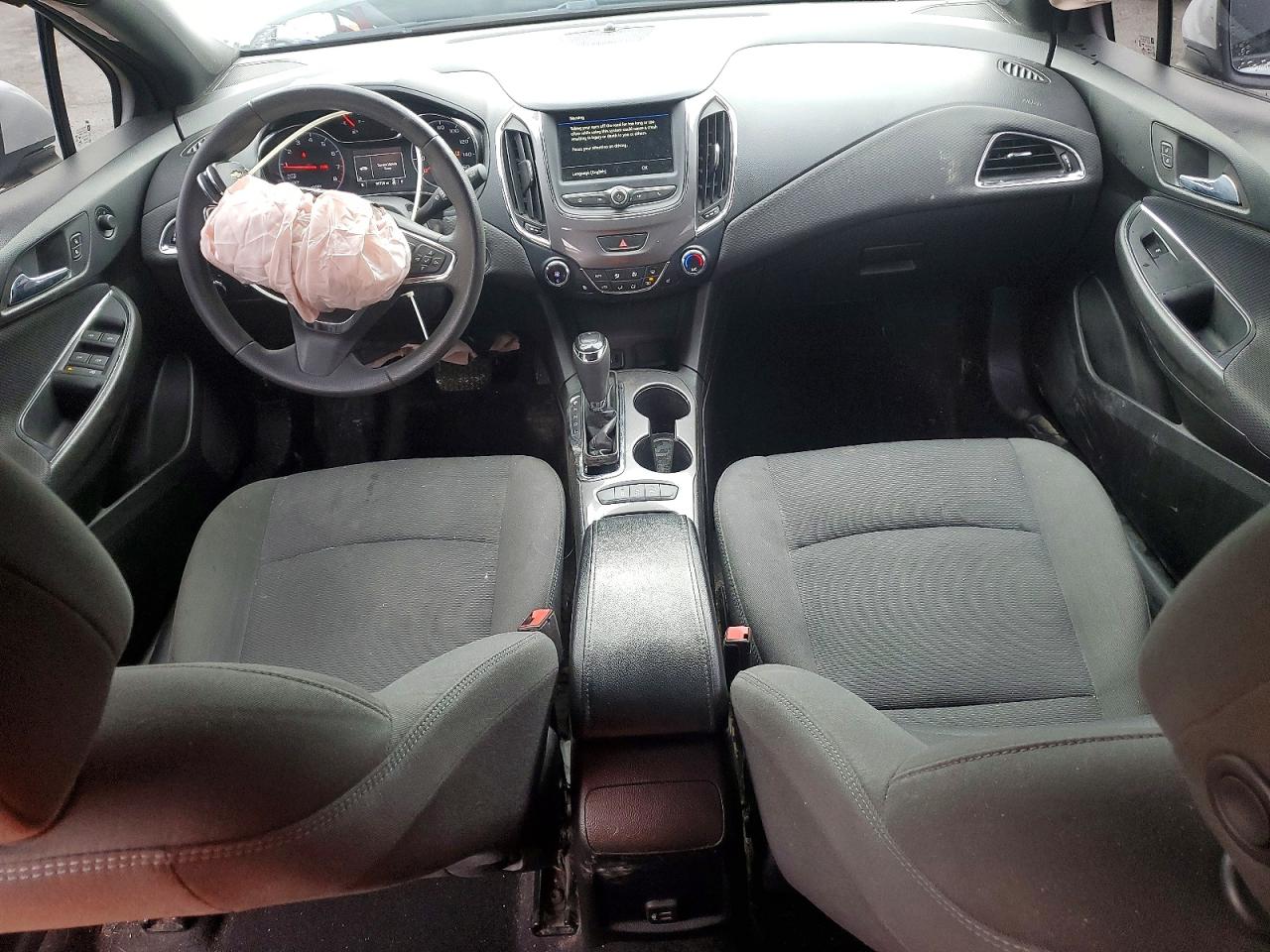 2019 CHEVROLET CRUZE LT photo 8