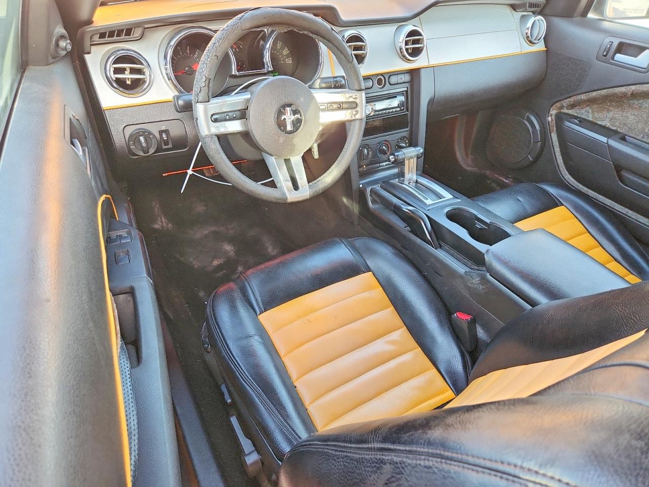2007 FORD MUSTANG photo 15