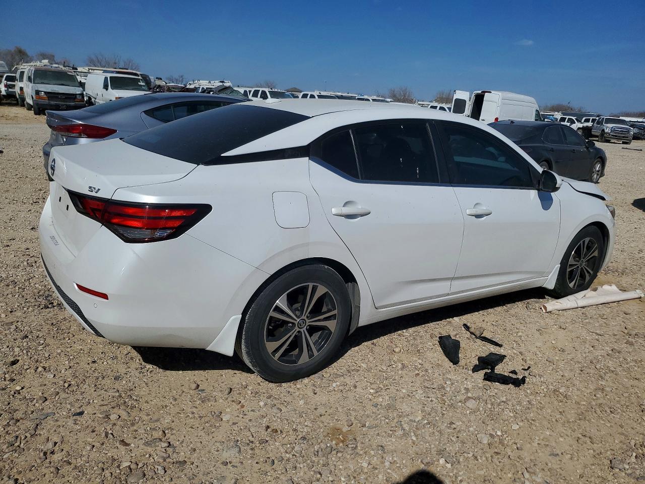 2022 NISSAN SENTRA SV photo 5