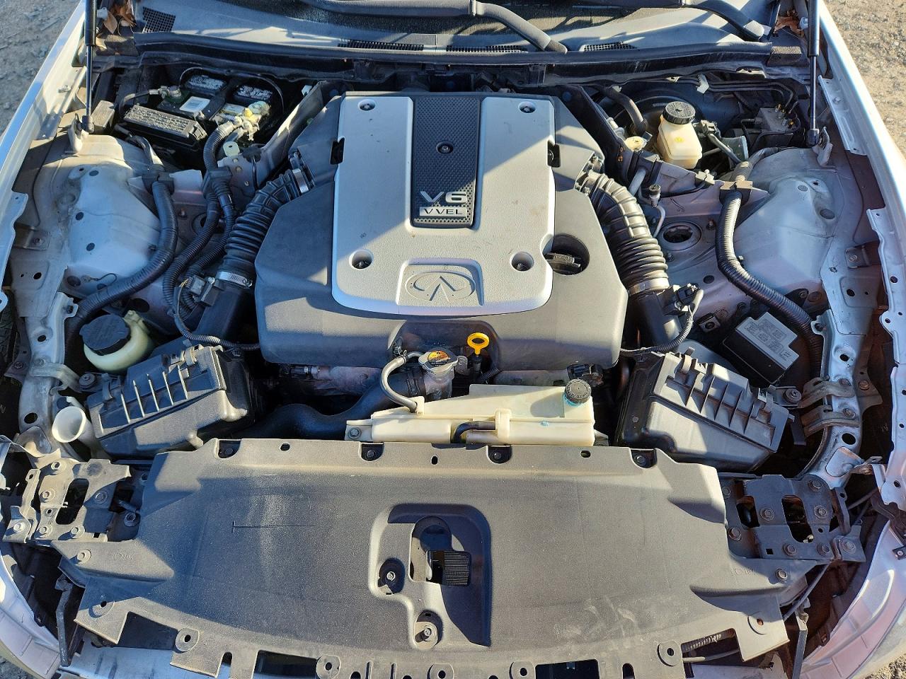 2011 INFINITI G37 BASE photo 21