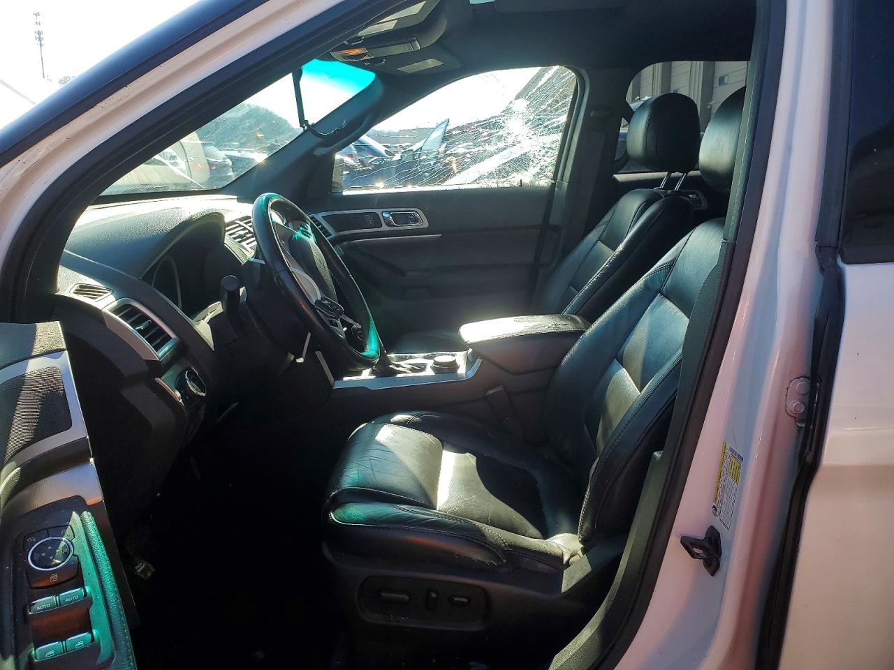 2015 FORD EXPLORER XLT photo 7