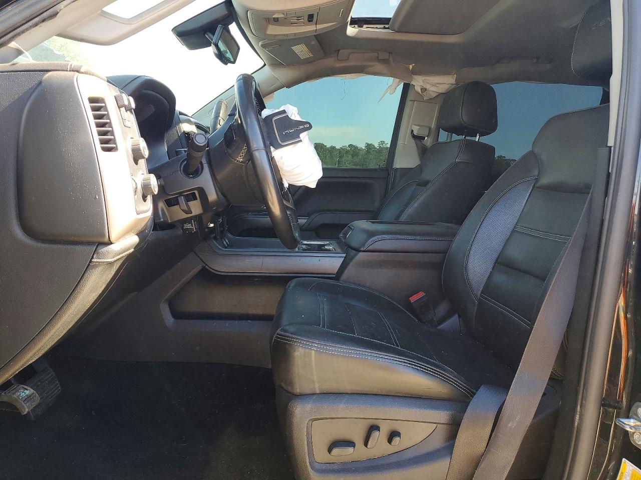 2019 GMC SIERRA photo 7