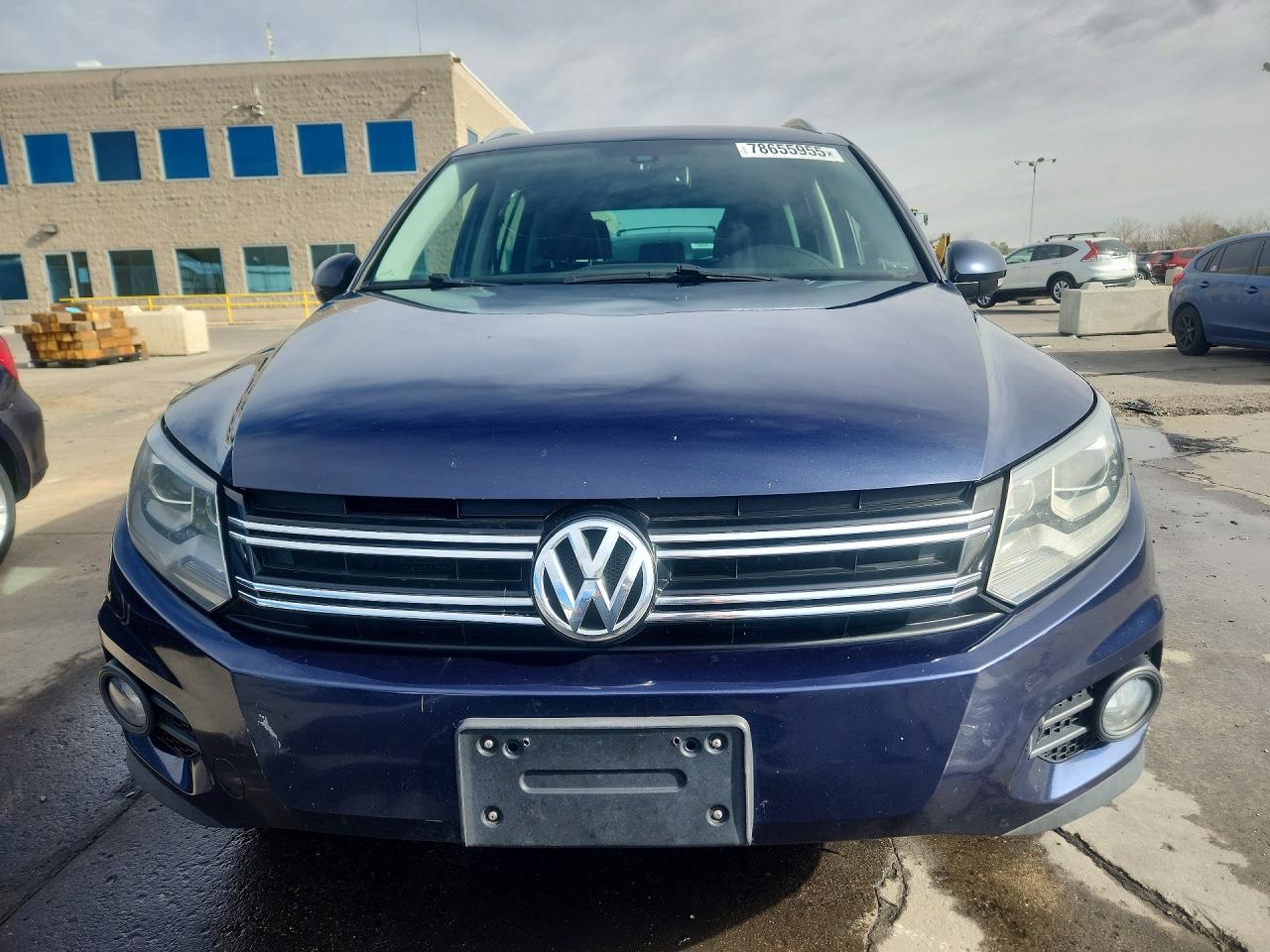 2016 VOLKSWAGEN TIGUAN S photo 13