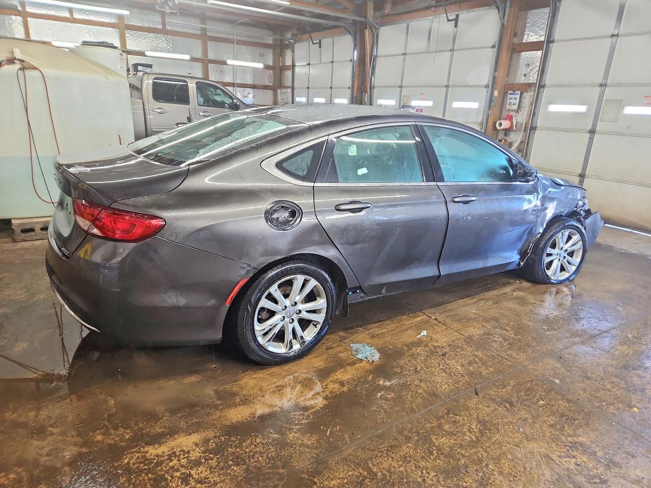 2015 CHRYSLER 200 LIMITED photo 5
