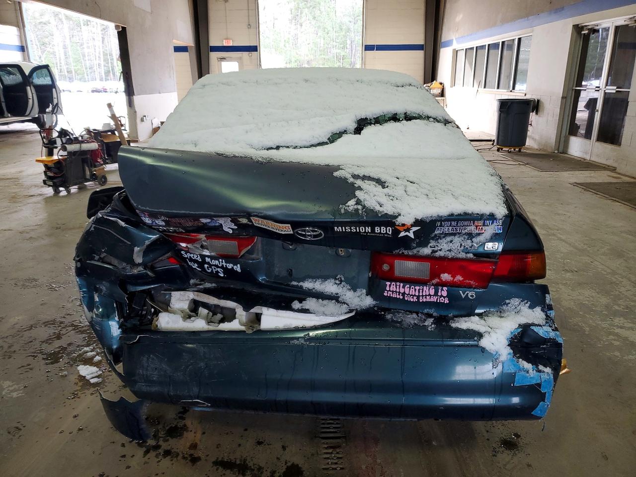 1997 TOYOTA CAMRY LE V6 photo 6