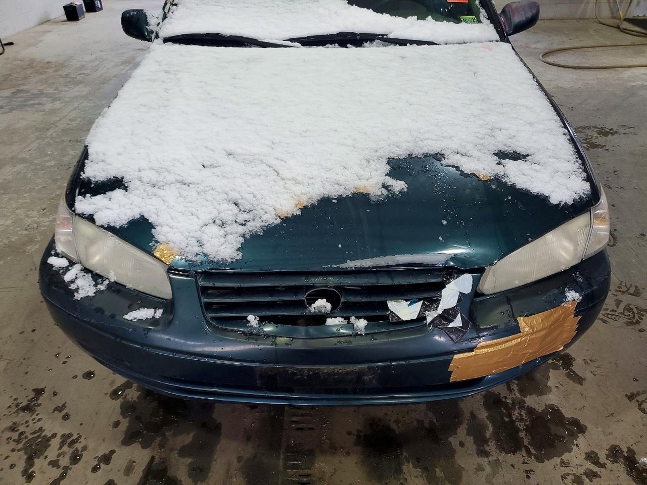 1997 TOYOTA CAMRY LE V6 photo 11