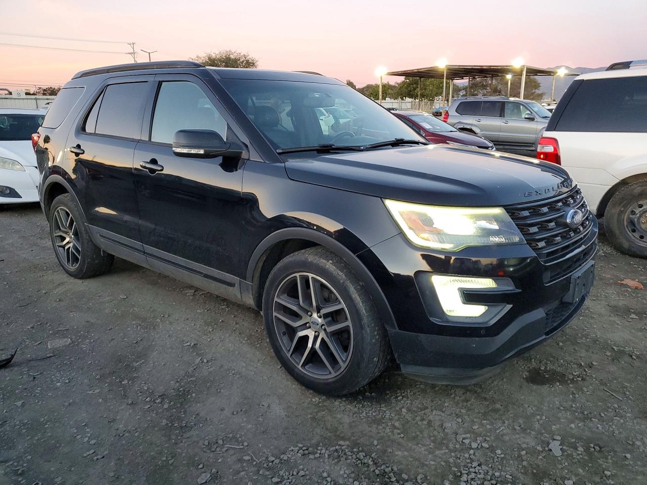 2017 FORD EXPLORER photo 7