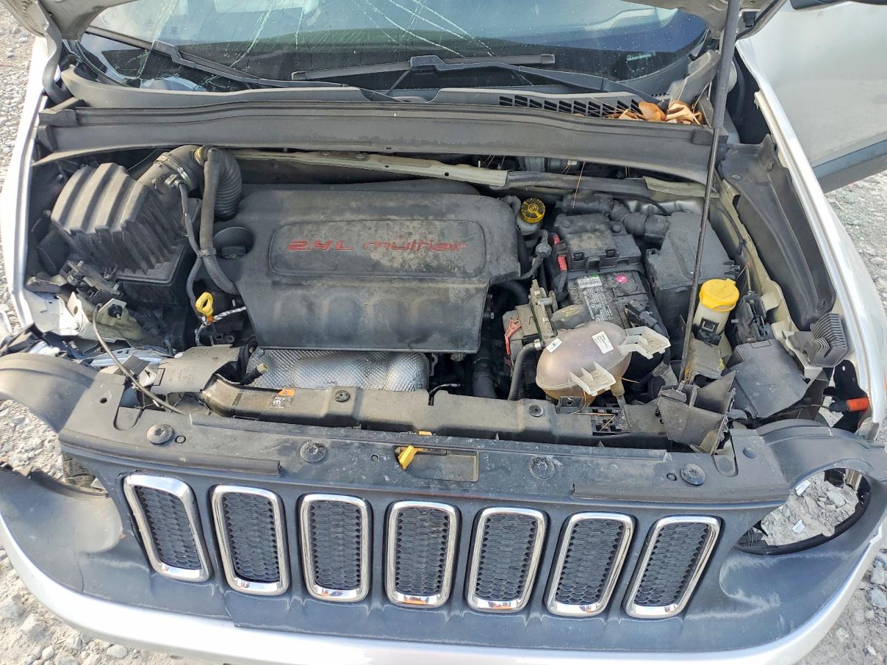 2017 JEEP RENEGADE LATITUDE photo 23
