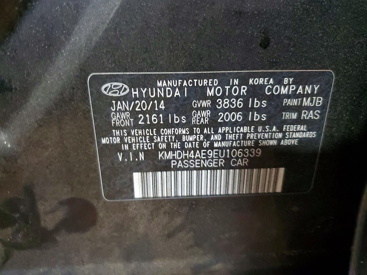 2014 HYUNDAI ELANTRA SE photo 23