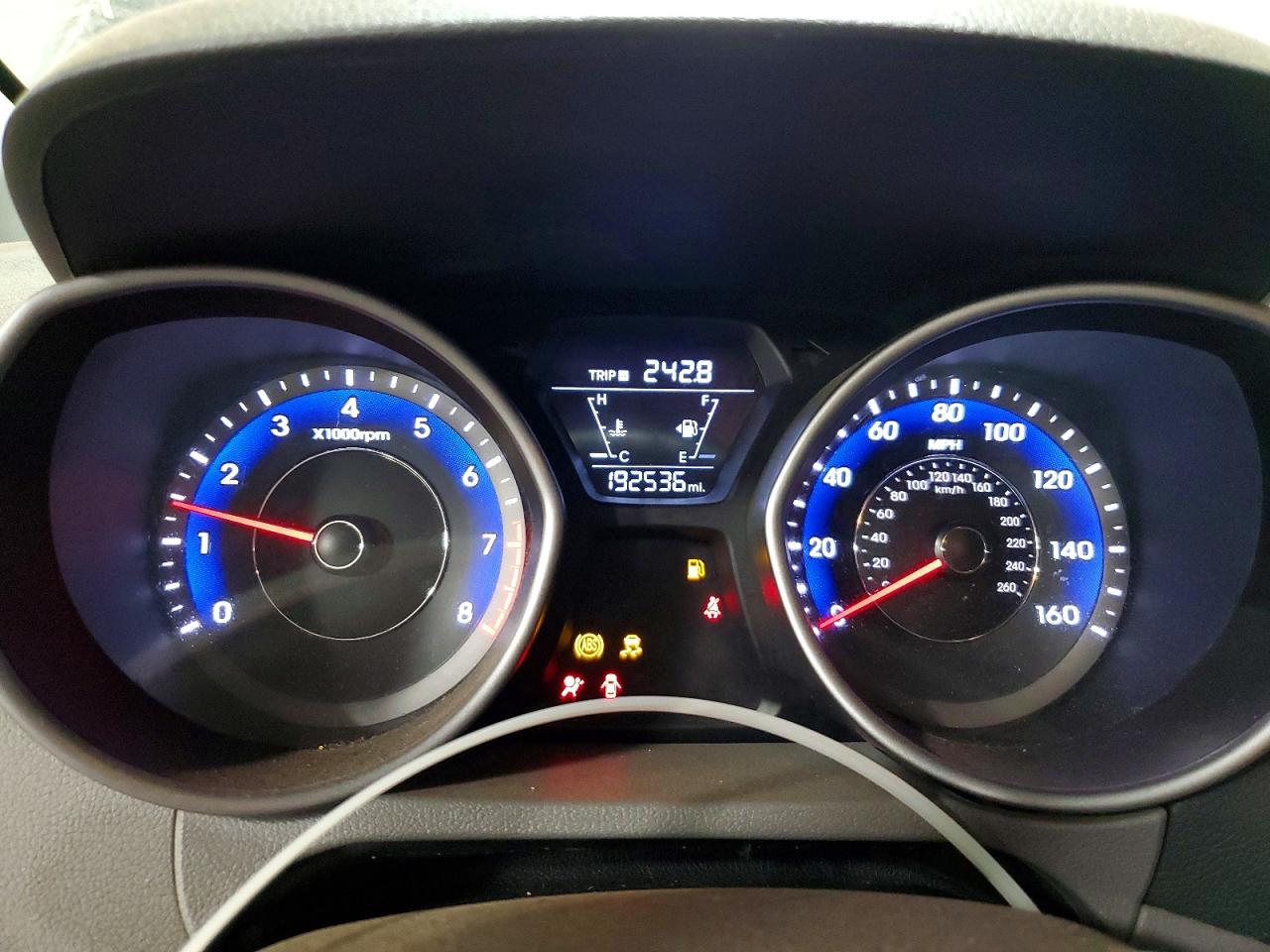 2014 HYUNDAI ELANTRA SE photo 17