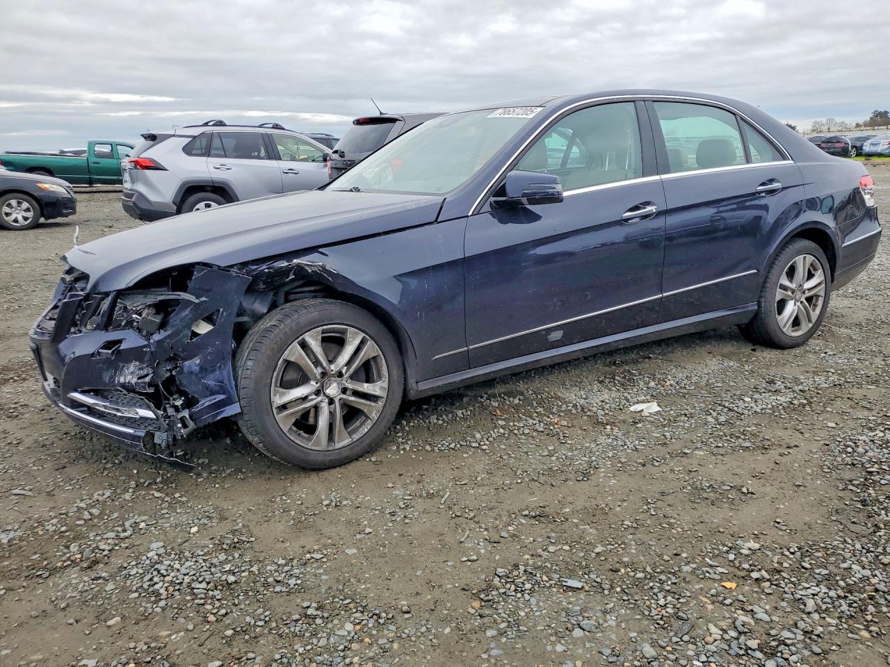 2011 MERCEDES-BENZ E