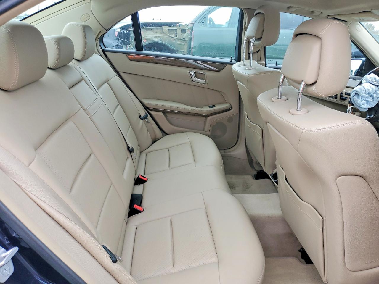 2011 MERCEDES-BENZ E 350 4MATIC photo 28