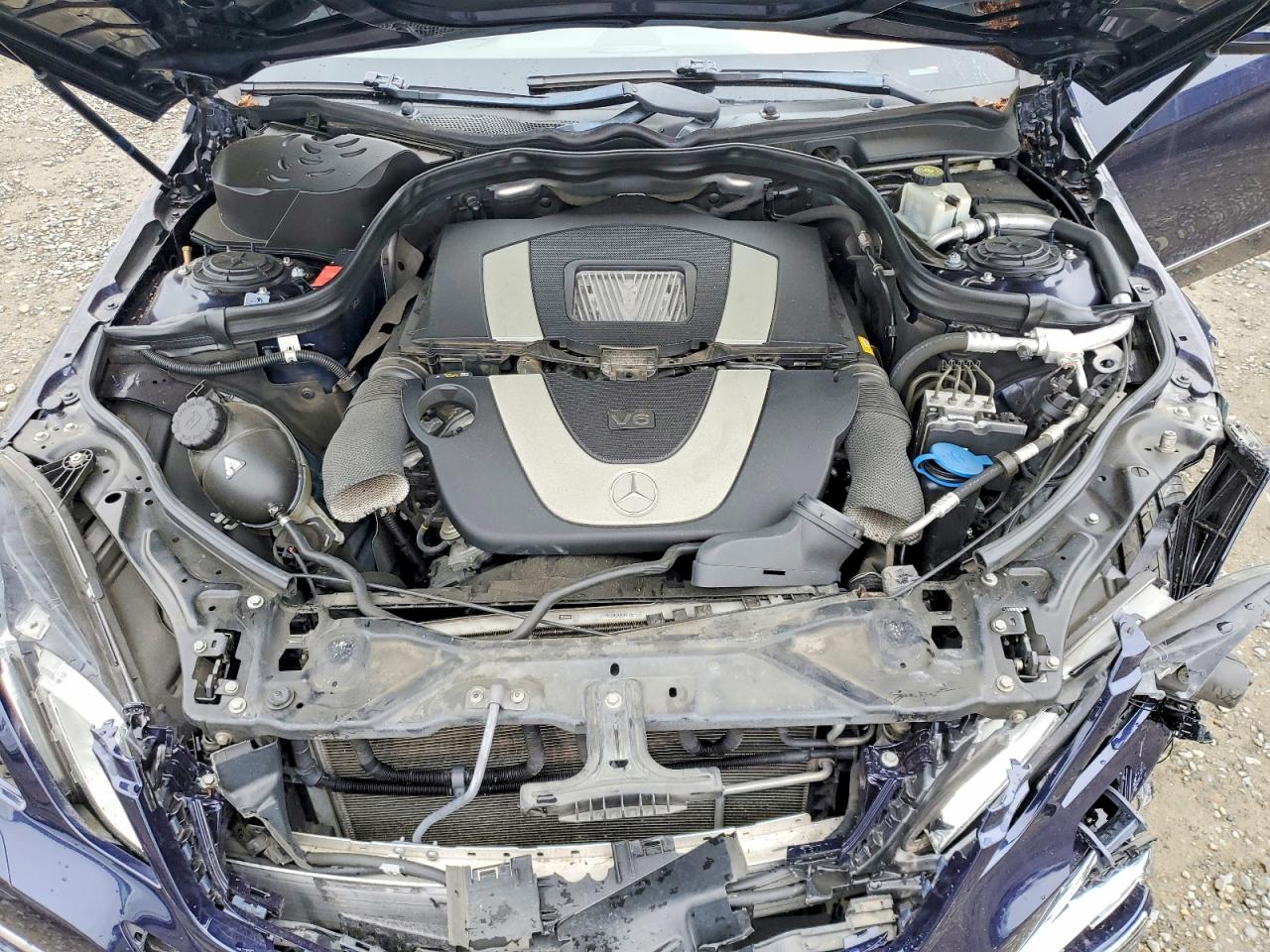 2011 MERCEDES-BENZ E 350 4MATIC photo 31