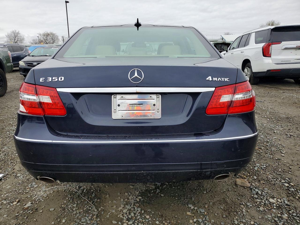 2011 MERCEDES-BENZ E 350 4MATIC photo 16