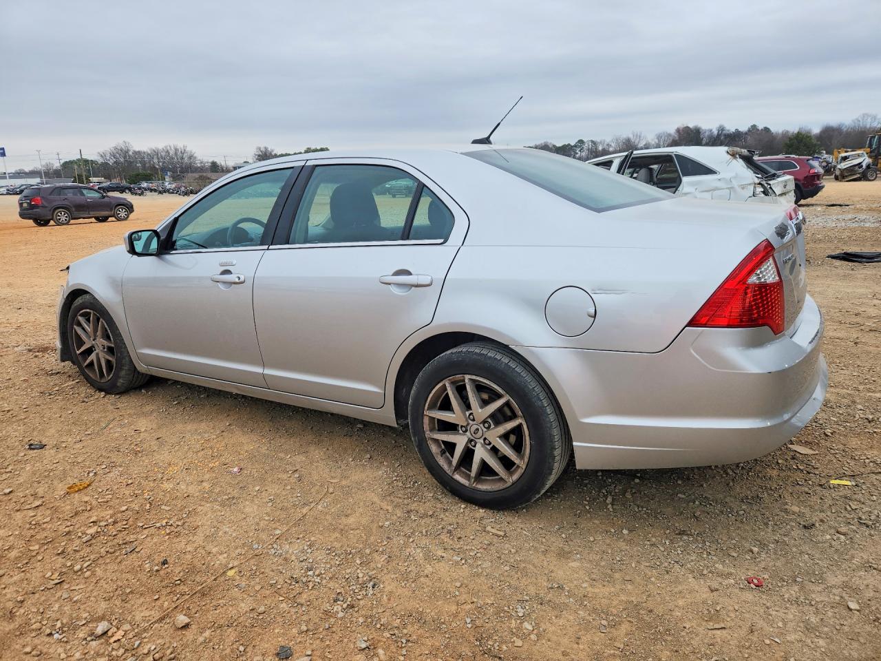 2012 FORD FUSION SEL photo 2