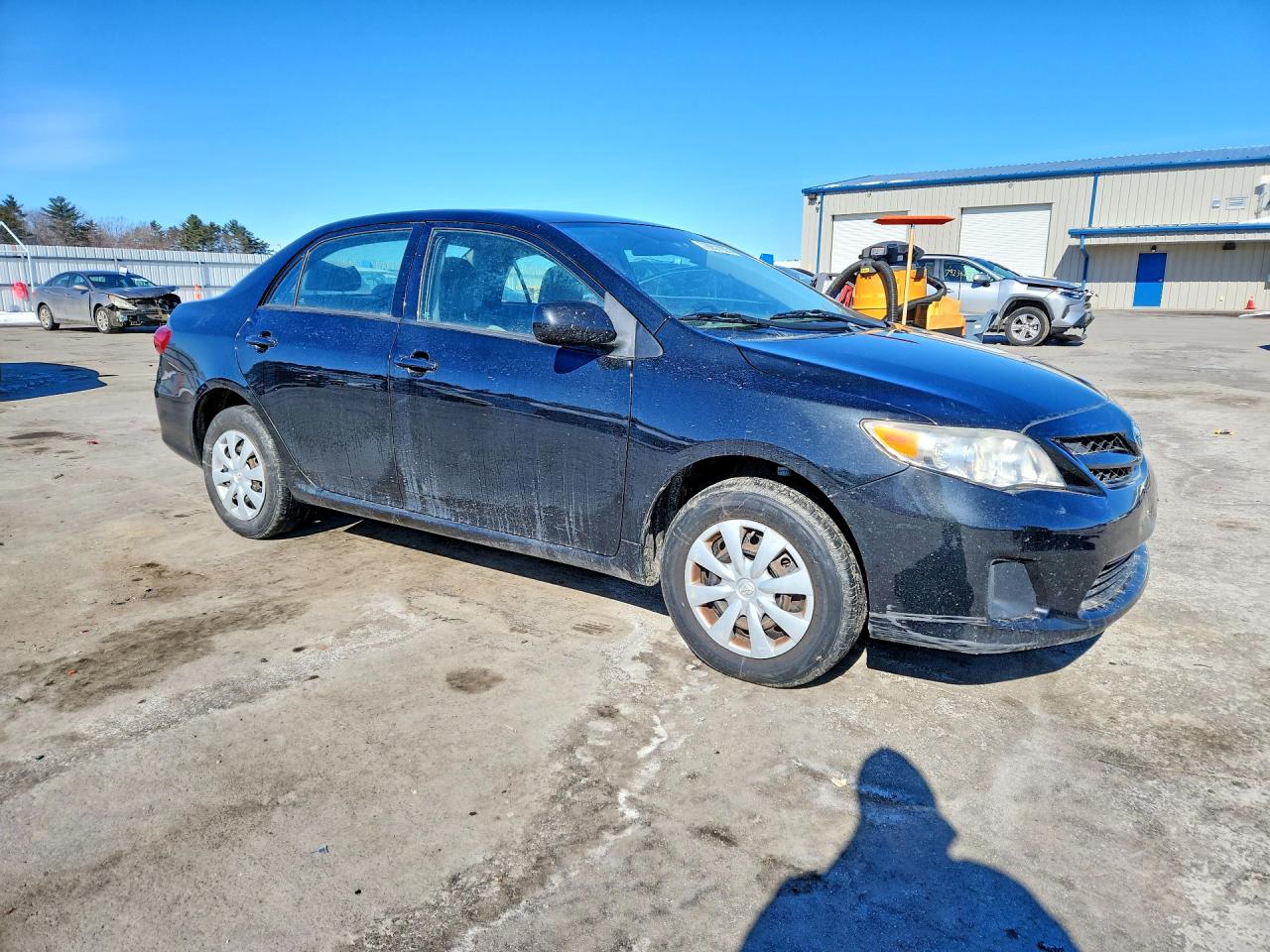 2011 TOYOTA COROLLA BASE photo 4