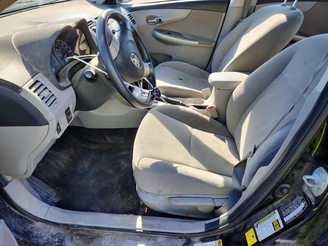 2011 TOYOTA COROLLA BASE photo 7
