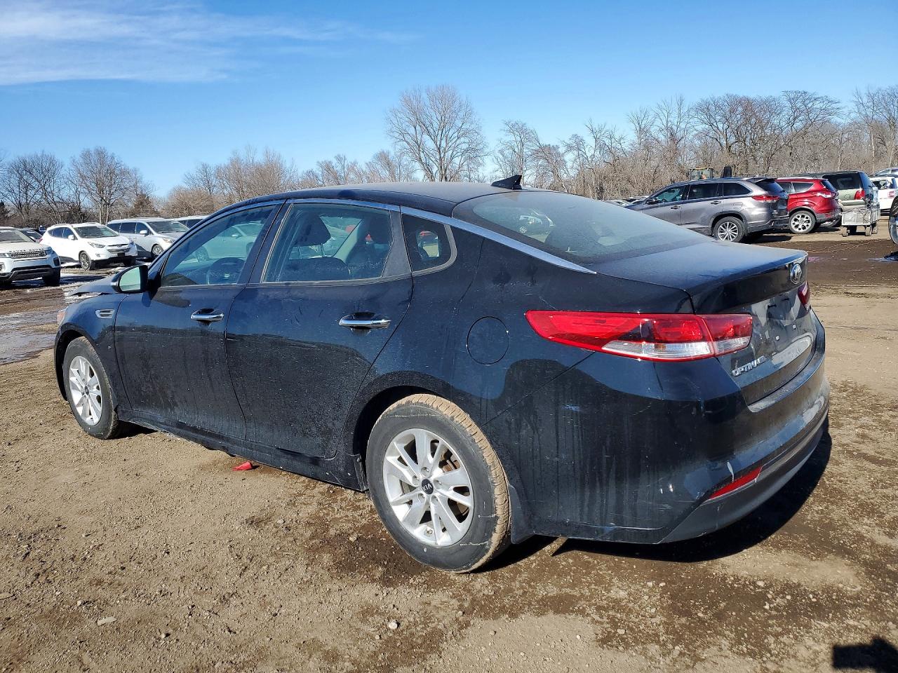 2016 KIA OPTIMA LX photo 3