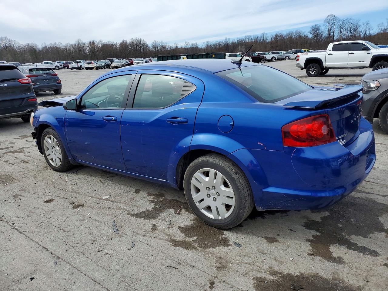 2013 DODGE AVENGER SE photo 4