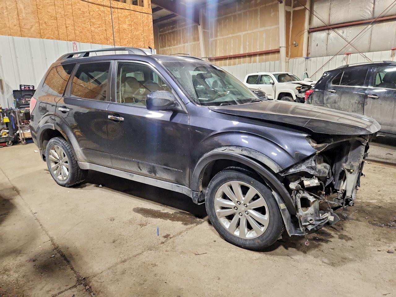 2011 SUBARU FORESTER 2.5X PREMIUM photo 4