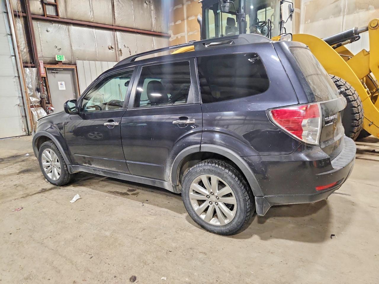 2011 SUBARU FORESTER 2.5X PREMIUM photo 2