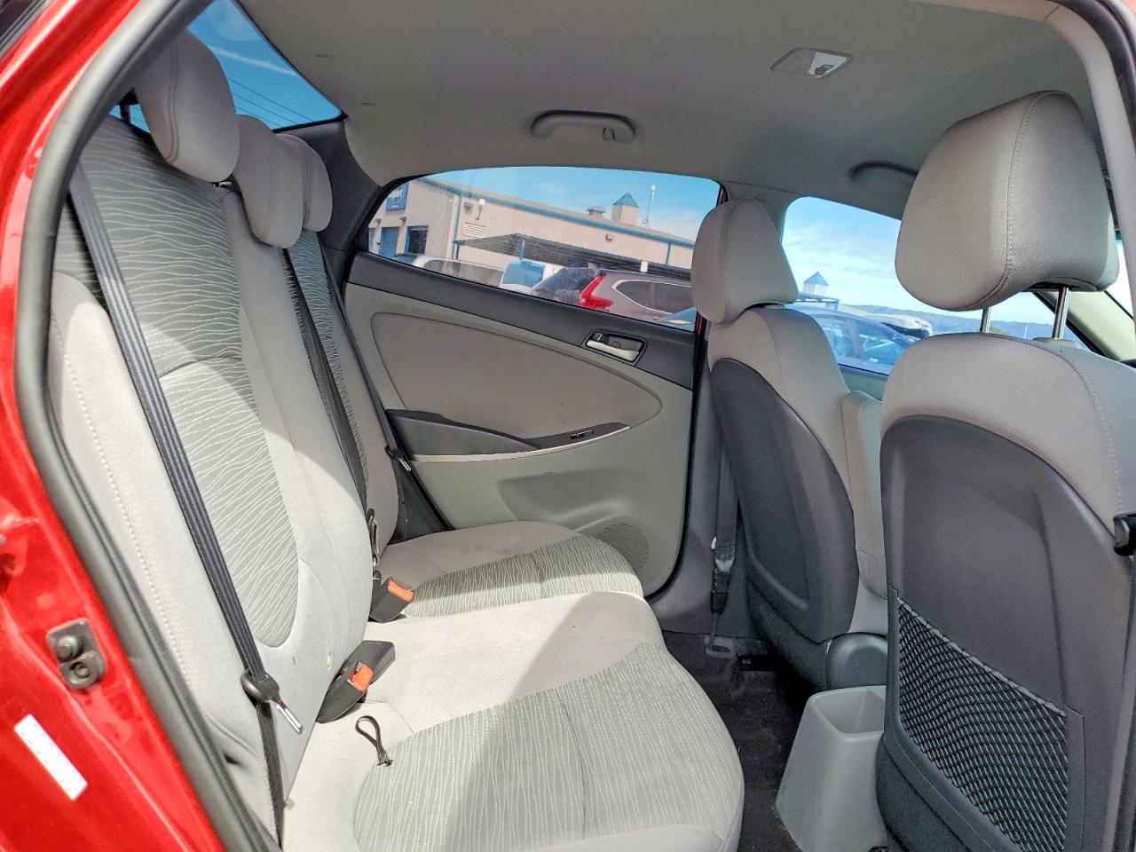 2017 HYUNDAI ACCENT photo 28