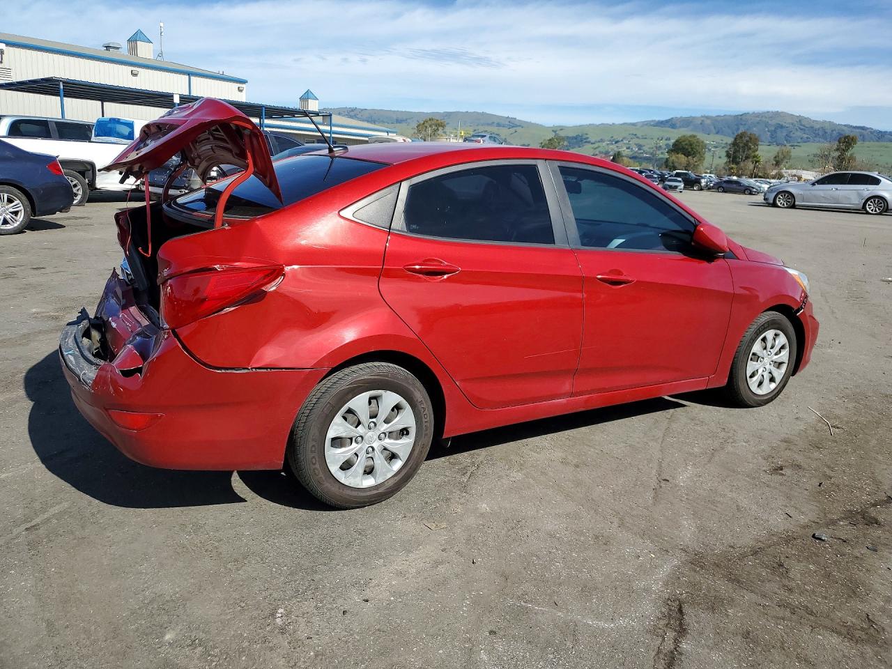 2017 HYUNDAI ACCENT photo 7